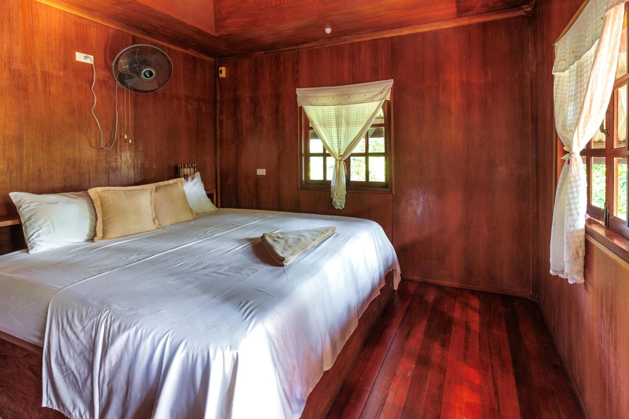 Why Nam Beach Haad Yuan Exterior photo