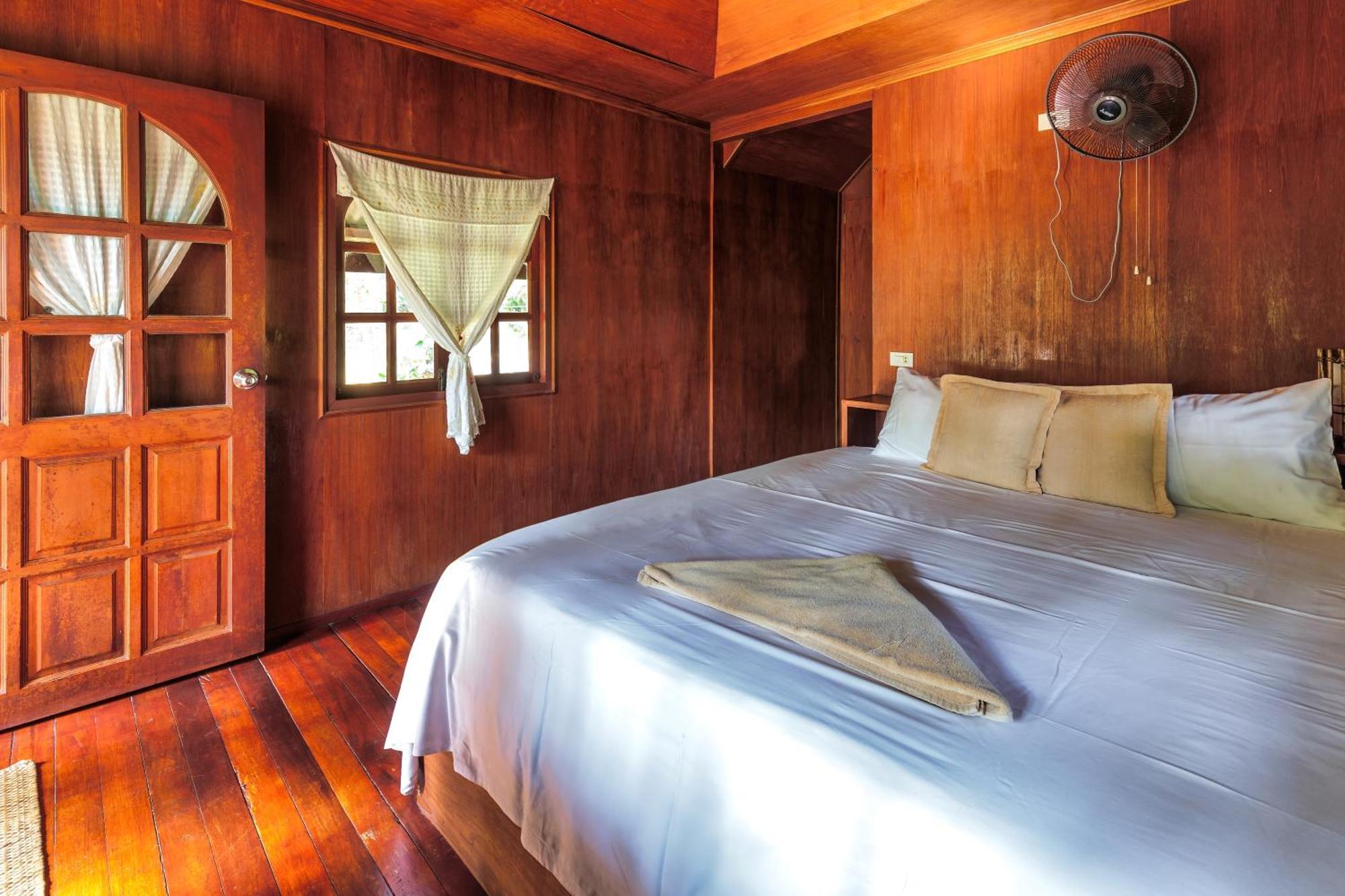 Why Nam Beach Haad Yuan Exterior photo