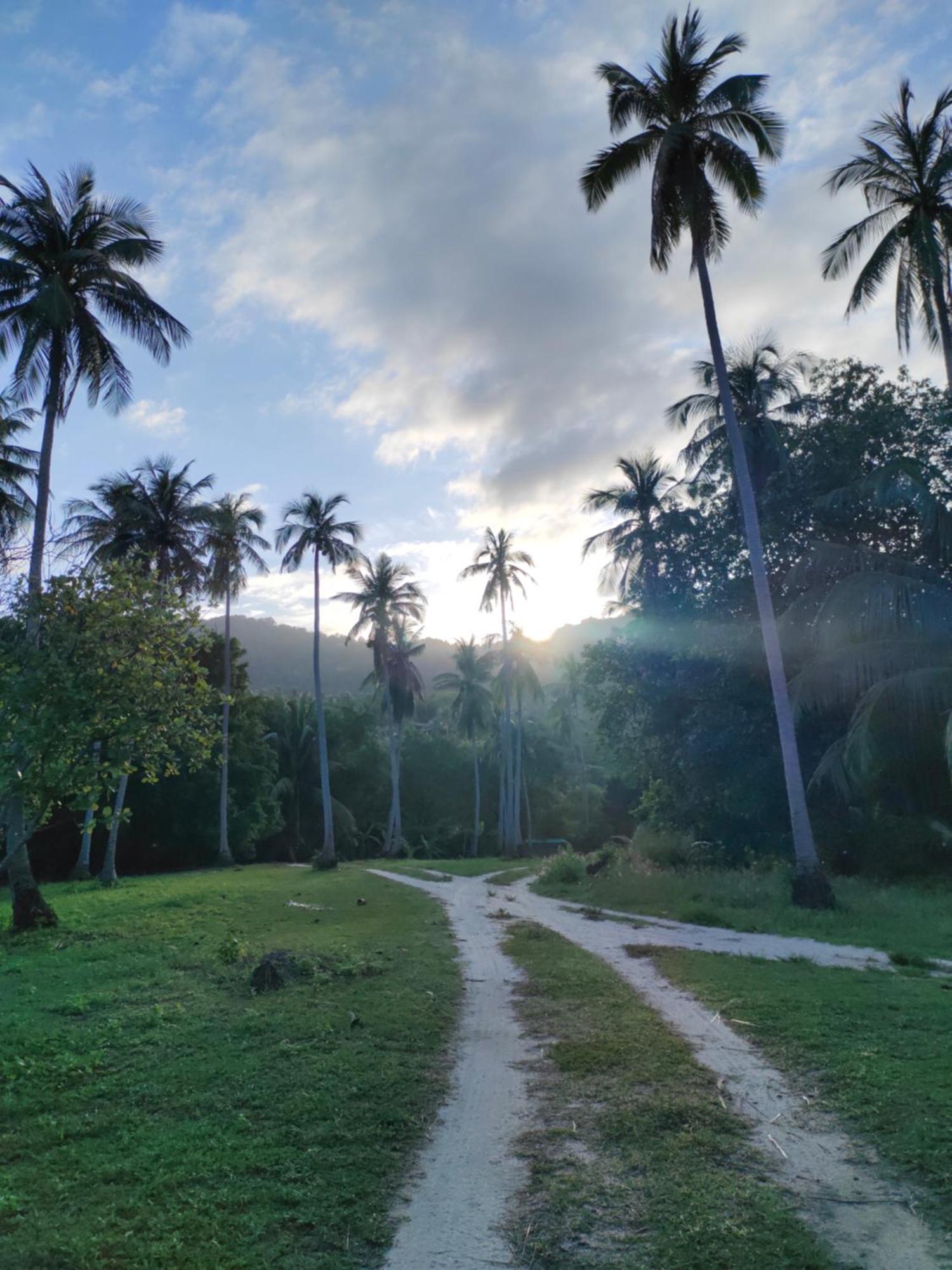 Why Nam Beach Haad Yuan Exterior photo